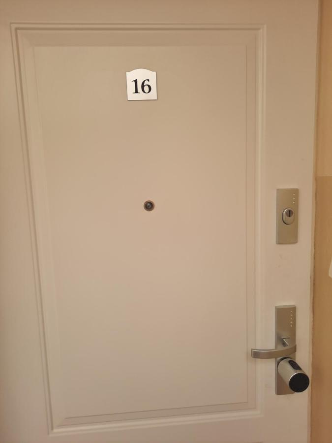 Apartament Zorzy Przy Instytucie Kardiologii Anin Apartment วอร์ซอ ภายนอก รูปภาพ
