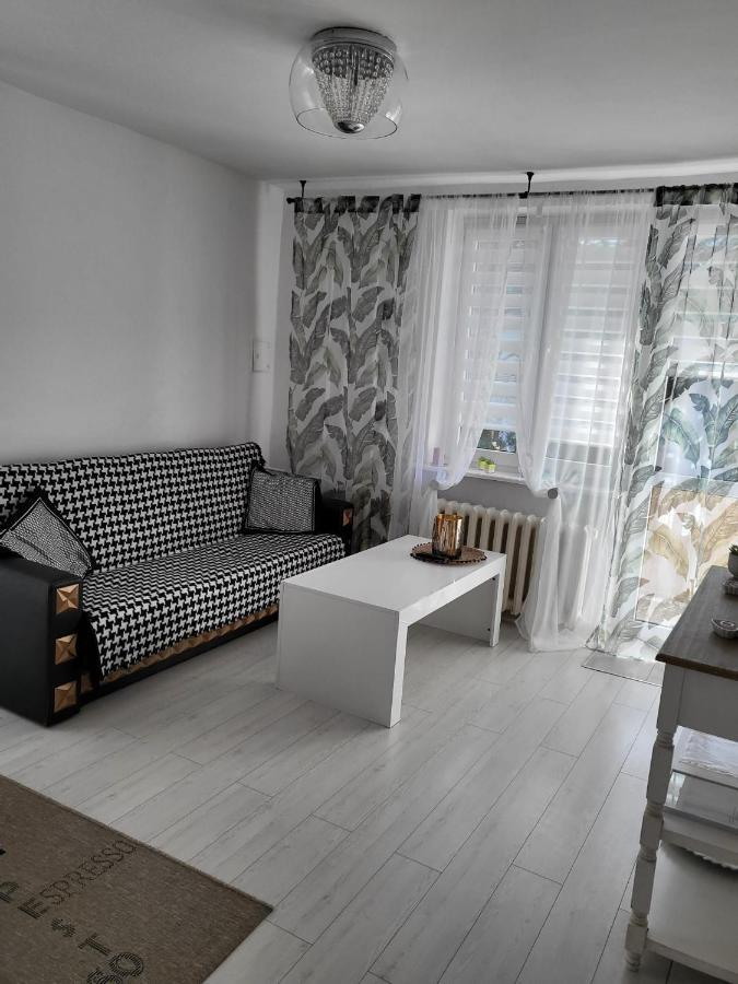 Apartament Zorzy Przy Instytucie Kardiologii Anin Apartment วอร์ซอ ภายนอก รูปภาพ